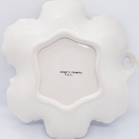 Jaeger's Ceramics P.E.I. Scalloped Blue Roses Dish - Picture 5 of 5